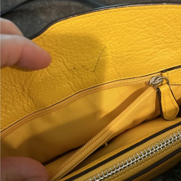 Coach Mercer 24 leather handbag f37779 yellow - Picture 7 of 14